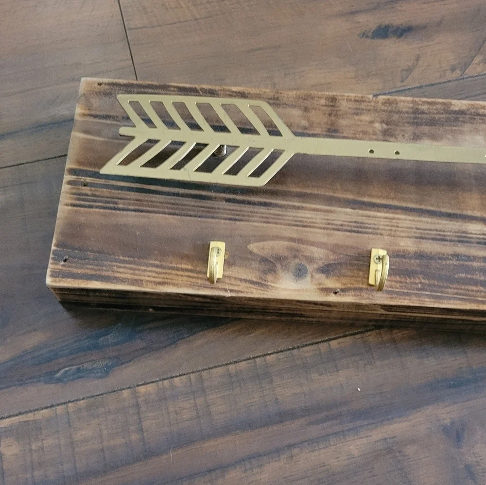 Brown Wood Gold Arrow Jewelry‎ Holder with Hooks
